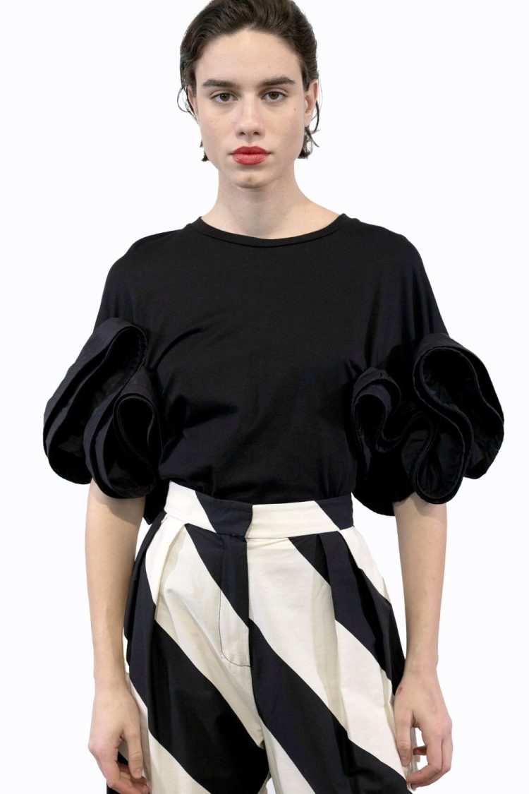 Μπλούζα Γυναικεία Μαύρη με Σχέδια στα Μανίκια-My Boutique